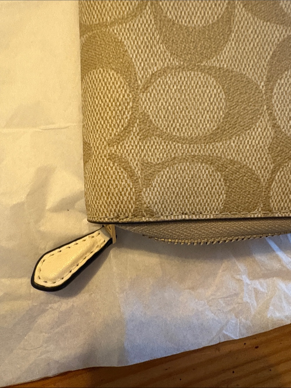 Coach medium zip wallet - Picture 4 of 4